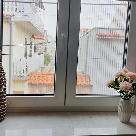 Holiday home Svelena Vodice