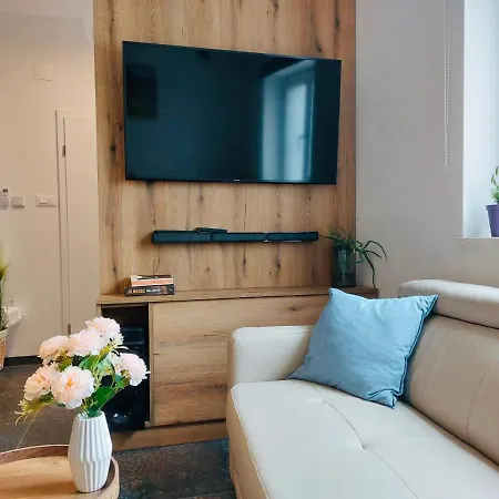 Kuca Za Odmor Svelena * ヴォディツェ