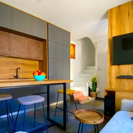 別荘 Kuca Za Odmor Svelena