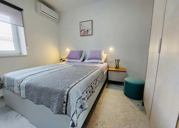 Casa de Férias Kuca Za Odmor Svelena Vodice